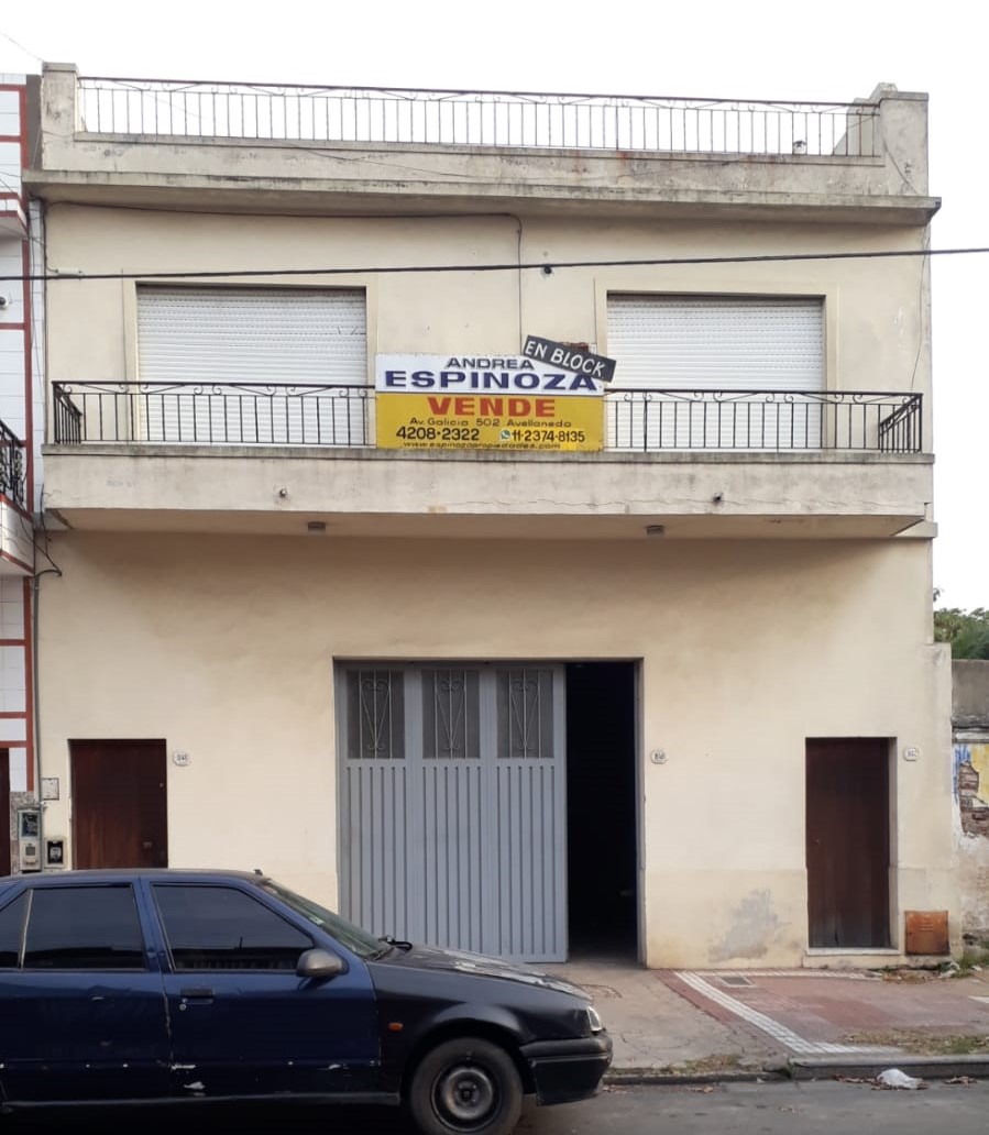 Venta en Block Piso + Galpón + Fondo Libre