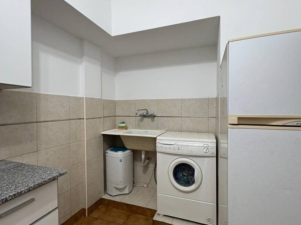 c872b355-a5b4-4e48-a7a9-d67970a7d059