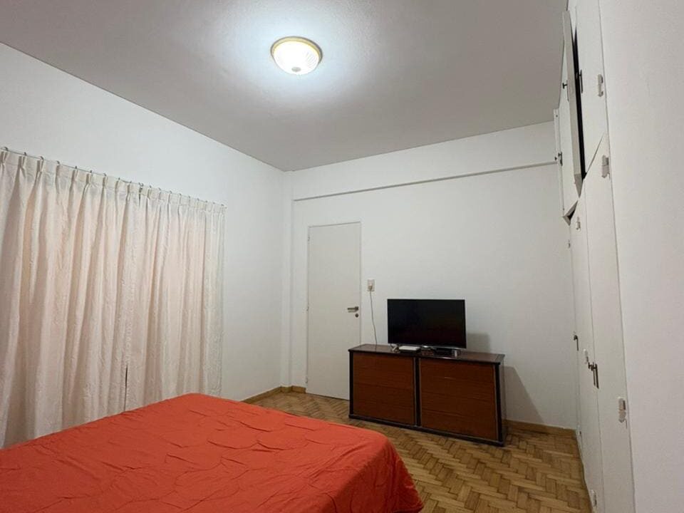 f317e9ed-ef70-4c2b-a323-fdb3b0cb2787