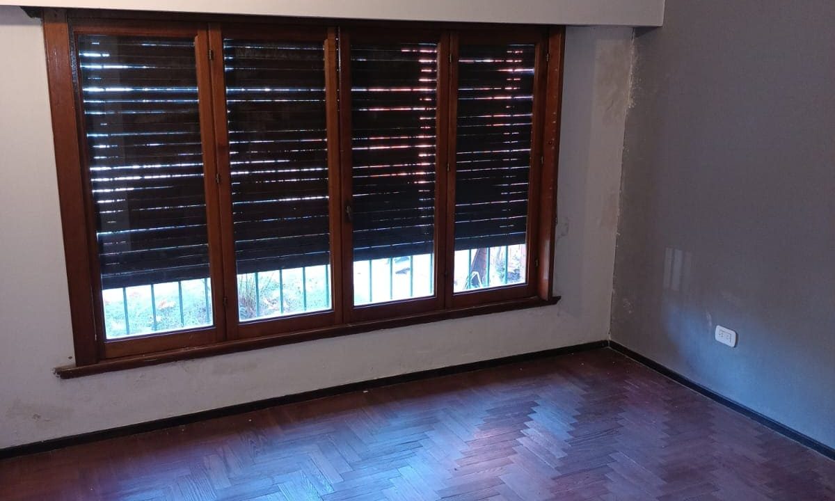 WhatsApp Image 2025-06-18 at 11.43.53 (1)